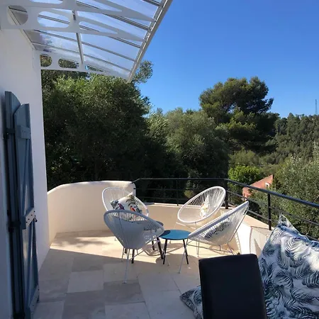 Avec Vue éblouissante *